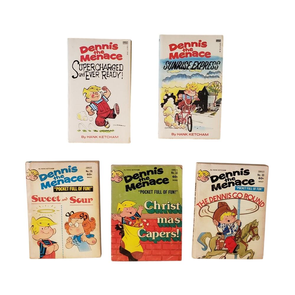 5 Dennis the Menace Comic Books All are in Good Condition